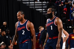 斯普利特：卡登持球时身边都有4个射手 而且他们顶着防守也能投进